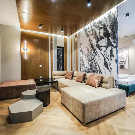 Haris Luxury Apartment No.4 Тирана Экстерьер фото